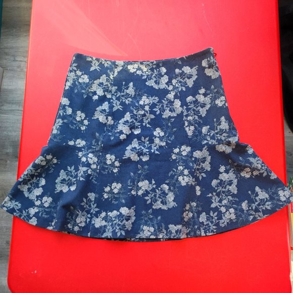 NWT Banana Republic floral printed casual canvas skirt grey women's size 6 - Picture 1 of 7
